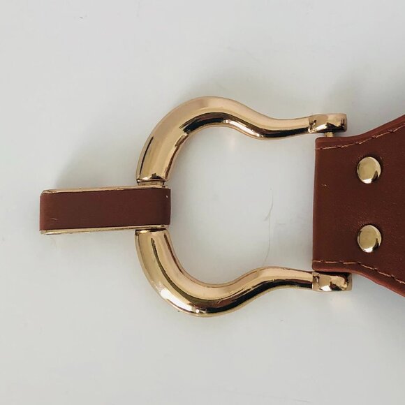 Saddle brown equestrian-inspired style faux leather wide stretch belt – small - Picture 4 of 8